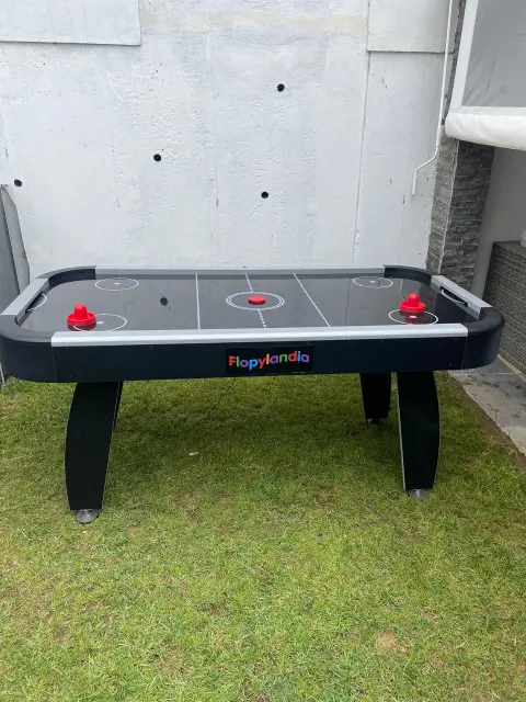 mesita de juegos Flopylandia